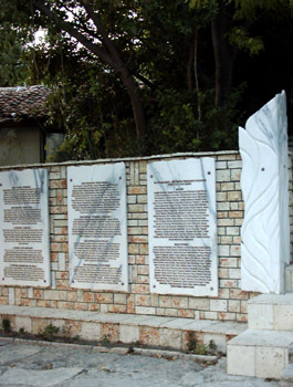 ��������